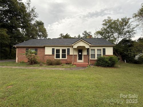 206 11th St Ne, Hildebran, NC, 28637-8107 | Card Image