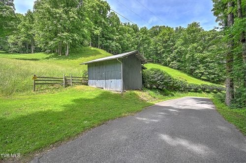 1 Ingram Branch Road, Roan Mountain, TN, 37687 | Card Image