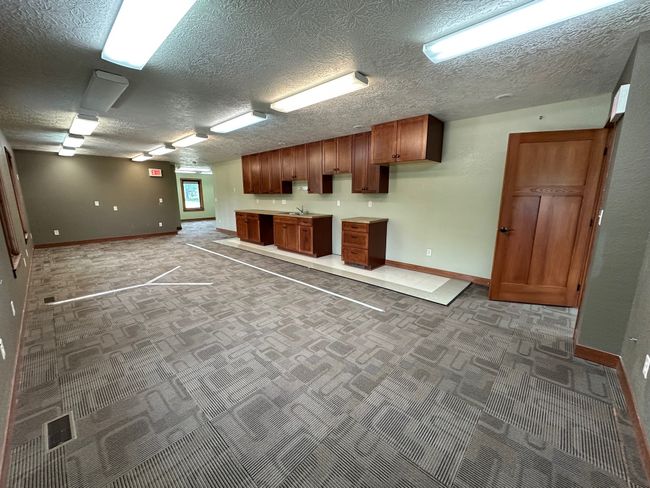 820 W Summit St, Home with 0 bedrooms, 0 bathrooms and null parking in Winterset IA | Image 8