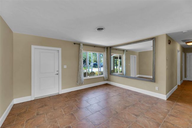 1800 Coral Gardens Dr, House other with 3 bedrooms, 2 bathrooms and null parking in Wilton Manors FL | Image 5