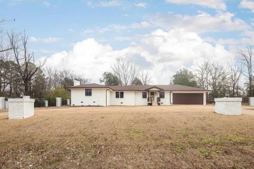 11560 S Main St, Somerville, TN, 38068-2124 | Card Image