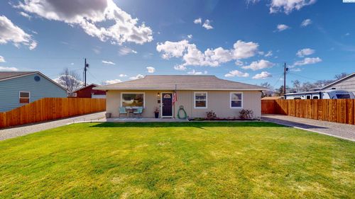 409 Birch Ave, Richland, WA, 99352-4043 | Card Image