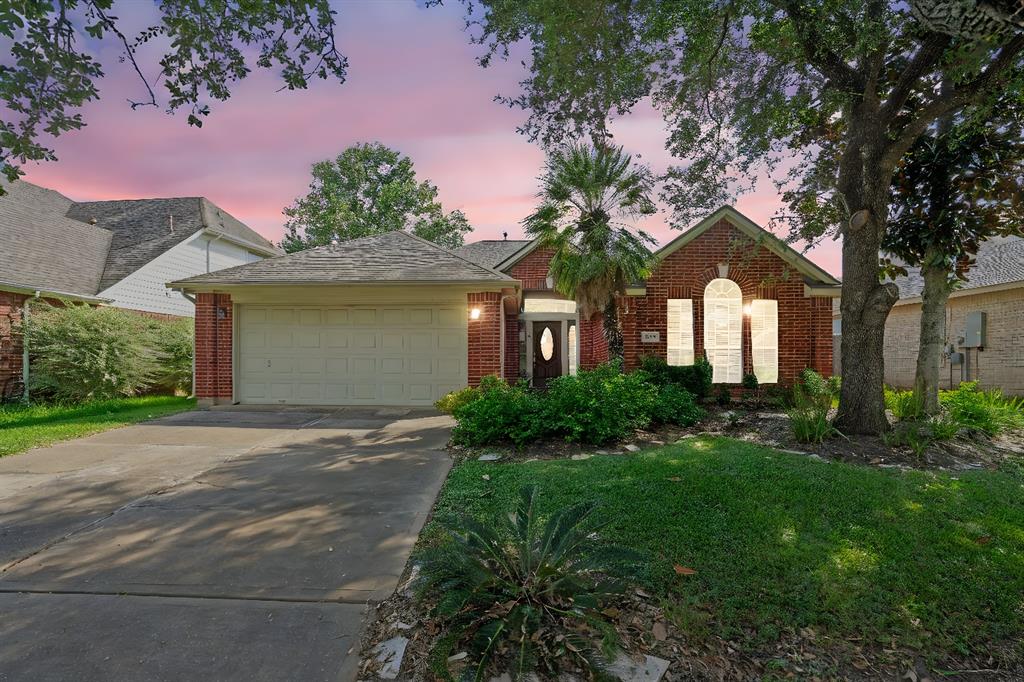 Windover Ct, Sugar Land, TX 77479