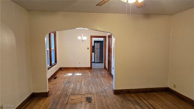 1014 20 Th St, Home with 5 bedrooms, 3 bathrooms and null parking in Parkersburg WV | Image 6