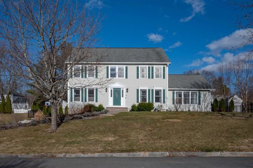 4 Chelsea Ct, Nashua, NH, 03062-2355 | Card Image