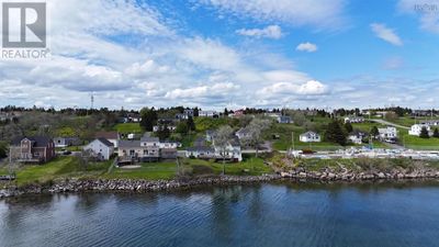 740 Veterans Memorial Dr, House other with 5 bedrooms, 2 bathrooms and null parking in Arichat NS | Image 3