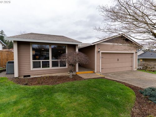 11481 Se Falbrook Dr, Clackamas, OR, 97015-8610 | Card Image