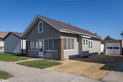 10 S 7th St, Marshalltown, IA, 50158-2539 | Card Image