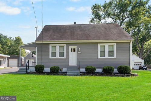 513 Old Oak Rd, SEVERN, MD, 21144-2803 | Card Image