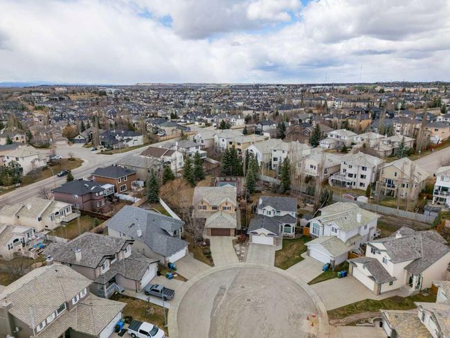 461 Sienna Heights Hill Sw, House other with 3 bedrooms, 3 bathrooms and 4 parking in Calgary AB | Image 48