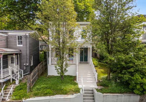 16 Worth Ave, Hudson, NY, 12534-3012 | Card Image