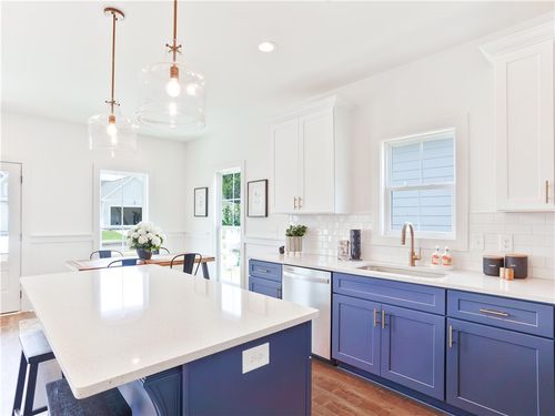 201 Woodland Cir, OPELIKA, AL, 36801 | Card Image