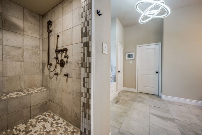 4211 Creek Bend Ct, House other with 5 bedrooms, 4 bathrooms and null parking in Corinth TX | Image 14