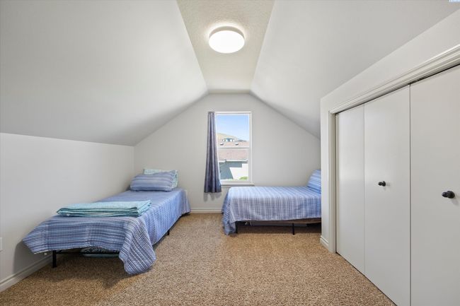 586 Lodi Loop, Home with 4 bedrooms, 3 bathrooms and null parking in Richland WA | Image 42