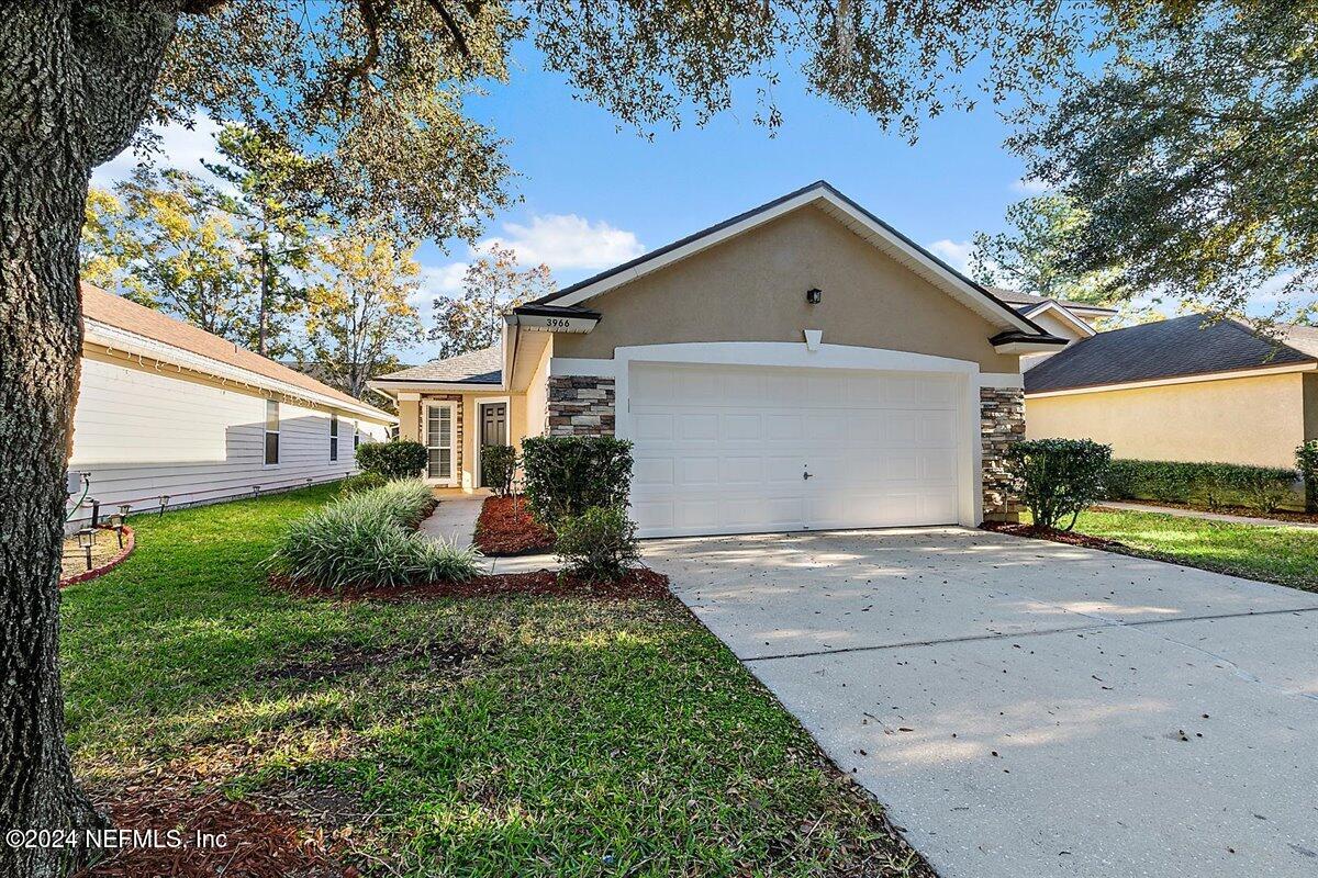 Pebble Brooke Cir, Orange Park, FL 32065