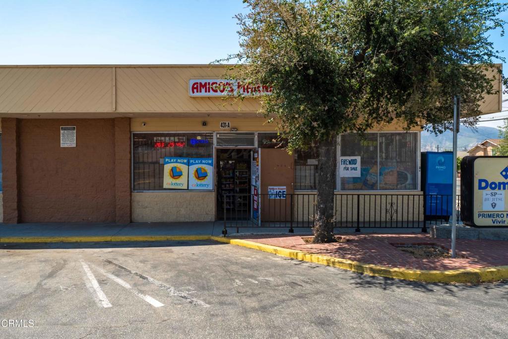 Commercial Sale in Santa Paula 5