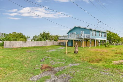 1004 20th St, Dickinson, TX, 77539-5781 | Card Image