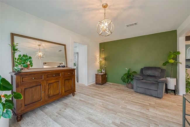 419 Magnolia Bnd, House other with 3 bedrooms, 2 bathrooms and 2 parking in New Caney TX | Image 8