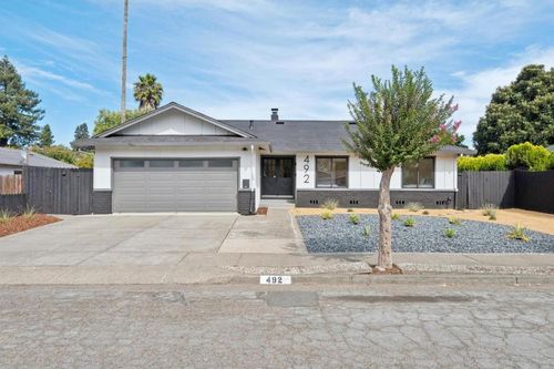 492 Umland Drive, Santa Rosa, CA, 95401 | Card Image