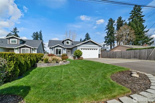 613 166th St S, Spanaway, WA, 98387-8915 | Card Image