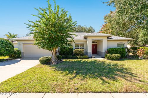 2 Fairfax Ct, Palm Coast, FL, 32164-8715 | Card Image