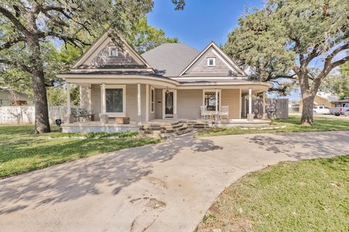 209 N Wickham St, Alvord, TX, 76225-5016 | Card Image
