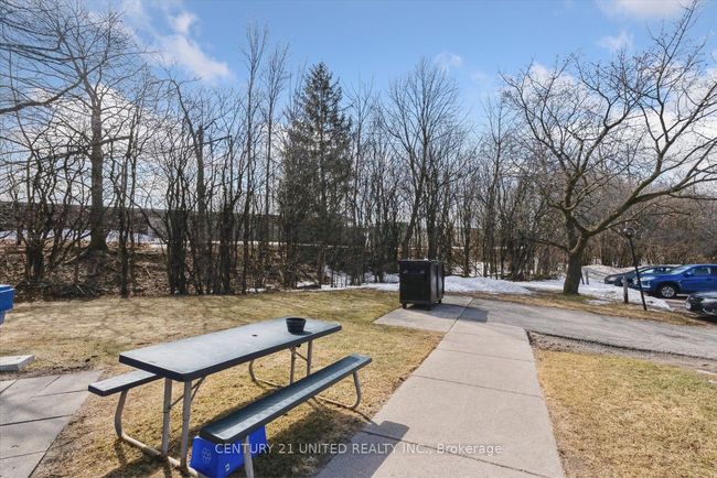 301 - 1155 Goodfellow Rd, Home with 3 bedrooms, 1 bathrooms and 1 parking in Peterborough ON | Image 27