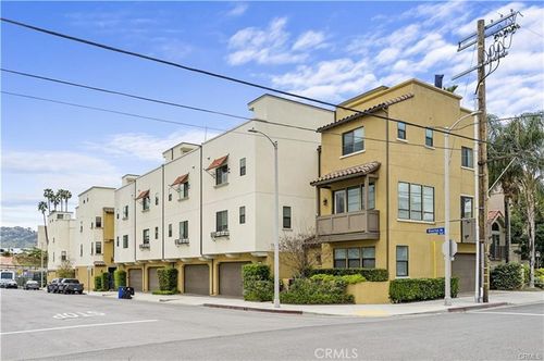 10832 Riverton Ave, North Hollywood, CA, 91602 | Card Image