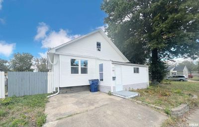 109 E 4 Th Street, House other with 3 bedrooms, 2 bathrooms and null parking in West Frankfort IL | Image 1