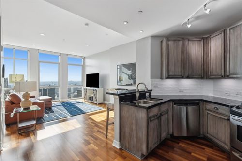 apt-2310-500 Throckmorton St, Fort Worth, TX, 76102-3810 | Card Image