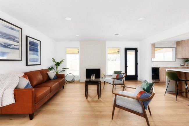 2605 Roehampton Dr, House other with 4 bedrooms, 3 bathrooms and 4 parking in Austin TX | Image 6