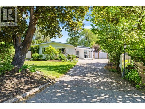 624 Armour Cres, Kelowna, BC, V1W1A5 | Card Image
