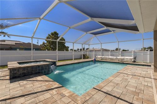 2801 Nw 2nd Pl, Cape Coral, FL, 33993-6787 | Card Image