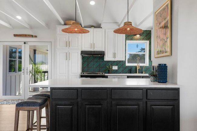200 Hilltop Dr, House other with 4 bedrooms, 2 bathrooms and 4 parking in Dripping Springs TX | Image 12