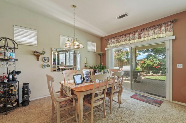 573 Fribourg Ln, House other with 3 bedrooms, 2 bathrooms and null parking in Manteca CA | Image 14