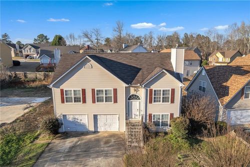 8039 Mustang Ln, Riverdale, GA, 30274-6750 | Card Image