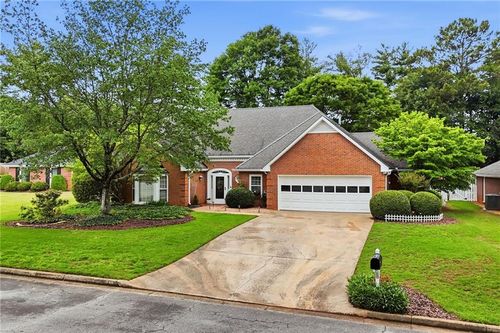 220 Stepping Stone Dr, Alpharetta, GA, 30004-4005 | Card Image