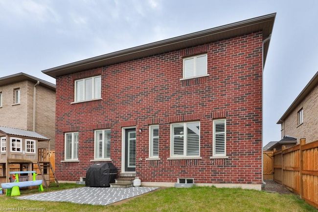 11 Mill Stone Terr, House other with 4 bedrooms, 4 bathrooms and 4 parking in Waterdown ON | Image 37