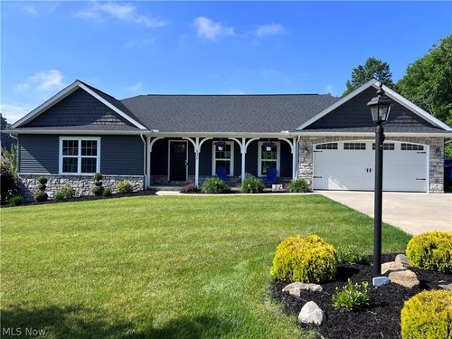 131 Sarah Ln, Millersburg, OH, 44654-8397 | Card Image