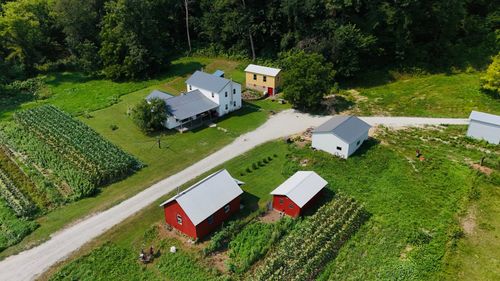 18395 Game Rd, Preston, MN, 55965-2200 | Card Image