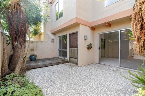 3522 Del Amo Blvd, Torrance, CA, 90503-1603 | Card Image