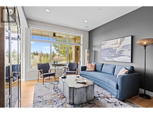 17-3888 Gallaghers Pinnacle Way, Kelowna, BC, V1W3Z8 | Card Image