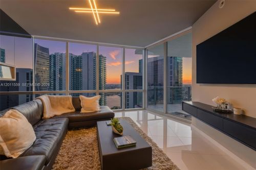 4303-851 Ne 1st Ave, Miami, FL, 33132 | Card Image
