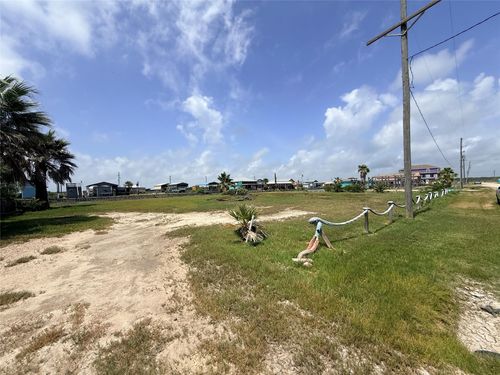 1495 Mabry St, Gilchrist, TX, 77617 | Card Image