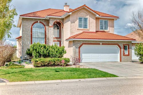 157 Hamptons Sq Nw, Calgary, AB, T3A5C3 | Card Image