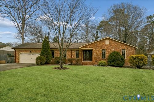 504 Meadowfield Rd, Yorktown, VA, 23692-4637 | Card Image