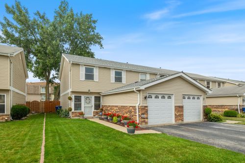 2626 E Martha Pl, Burnham, IL, 60633-2092 | Card Image