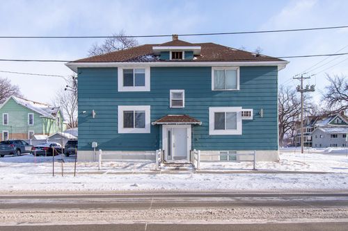 120 University Dr S, Fargo, ND, 58103-8211 | Card Image