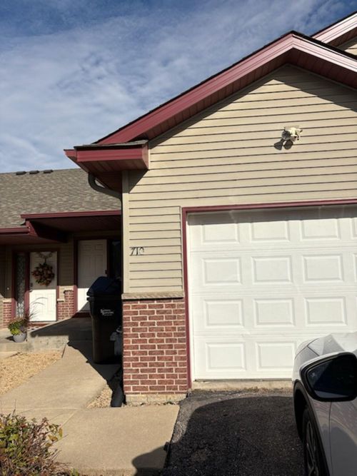 710 10th St Sw, Pine Island, MN, 55963-6779 | Card Image