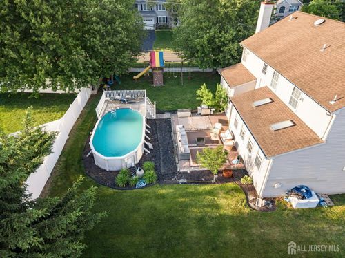 2 Stonehedge Dr, East Windsor, NJ, 08520-2825 | Card Image